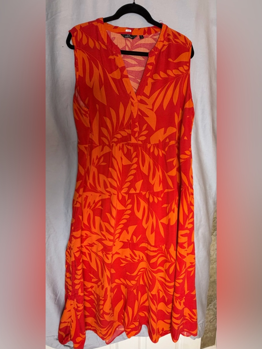 Bright Red & Orange Sleeveless V-Neck Dress, XXL